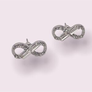 White Rhinestone Crystal Gem Infinity Symbol Studs Post Earrings